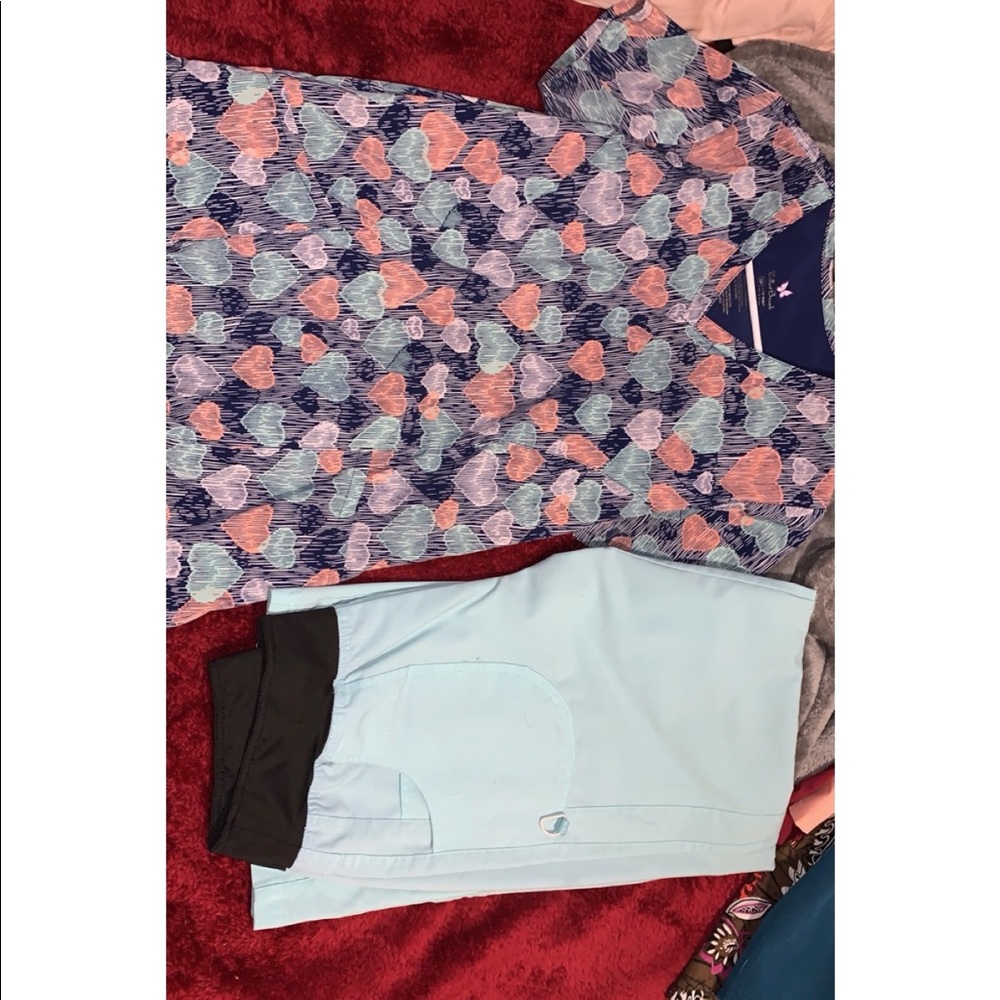 Scrub top and scrub pant set